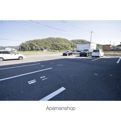 レジデンス柿下[2LDK/59.5m2]の駐車場