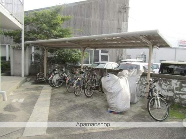 レオパレスエスト長府の内装写真