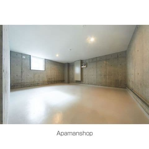 WHITE COURTの内装写真