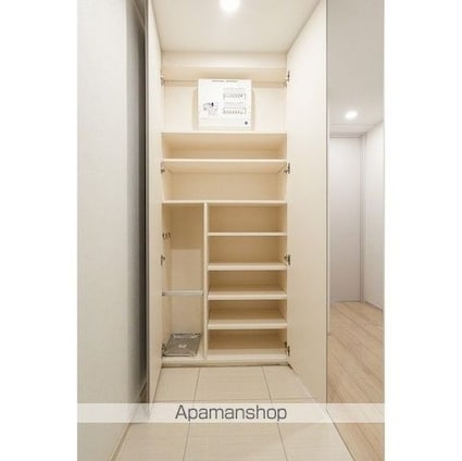 コンフォリア・リヴ渋谷本町[1LDK/30.29m2]の内装