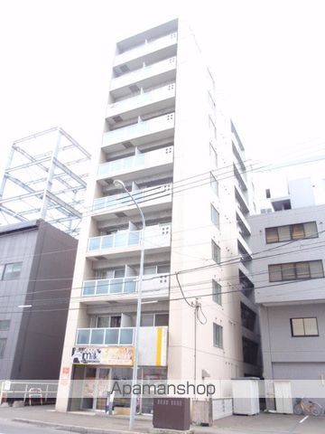 FACEの外観写真