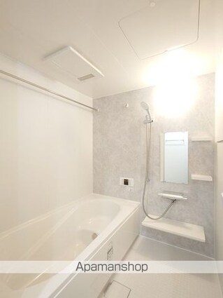 Ｄーｒｅｓｉｄｅｎｃｅ東川口Ｓ[2LDK/56.72m2]のバス