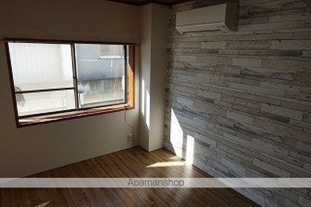 メゾン奥田本町の内装写真