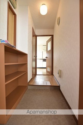 ロイヤルハイツ杉田の内装写真