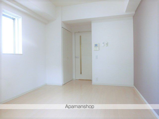 クラウンハイム北心斎橋フラワーコートの内装写真