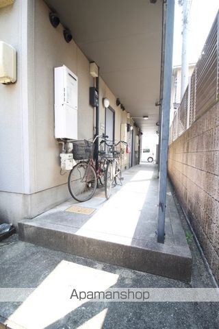 ホワイトアクエリアスの玄関写真
