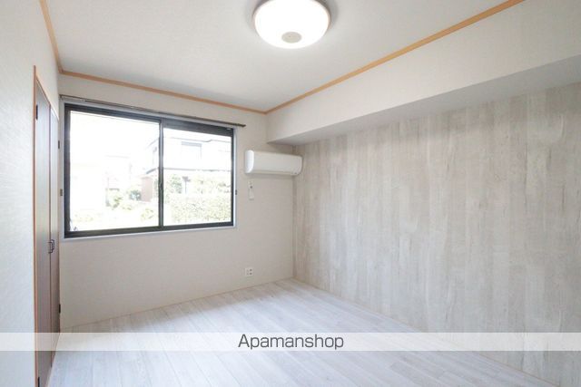 プレジール4丁目IIの内装写真
