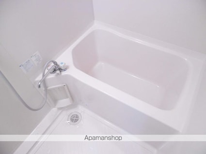 ホワイトキャッスル南小泉１２番館[1K/22.3m2]のバス