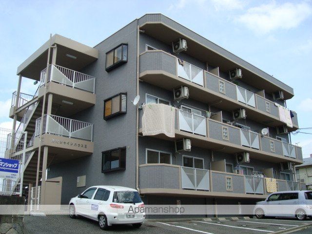 シャインハウスE棟の外観写真