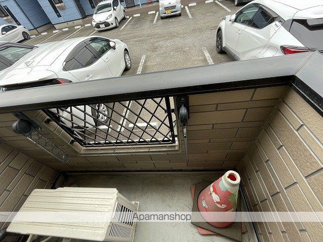 アヴァンセ富沢南参番館の内装写真