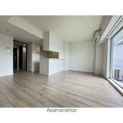 コンフォリア駒場[1LDK/50.34m2]のリビング・居間