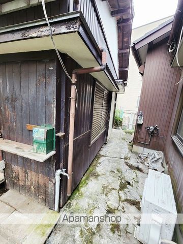 千葉市若葉区 1階建 築38年の玄関写真