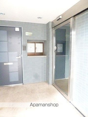 スカイコート久我山の玄関写真