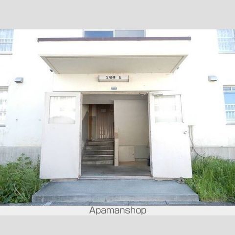 ビレッジハウス琴似第二2号棟の玄関写真