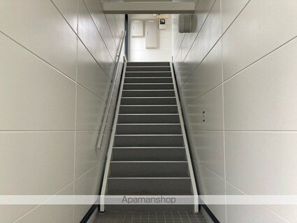 レオパレスエミール美原台Ｂ館[1K/23.18m2]のエントランス1