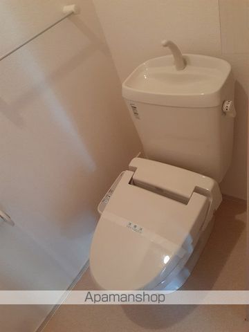 シャンヴィルIII番館の内装写真