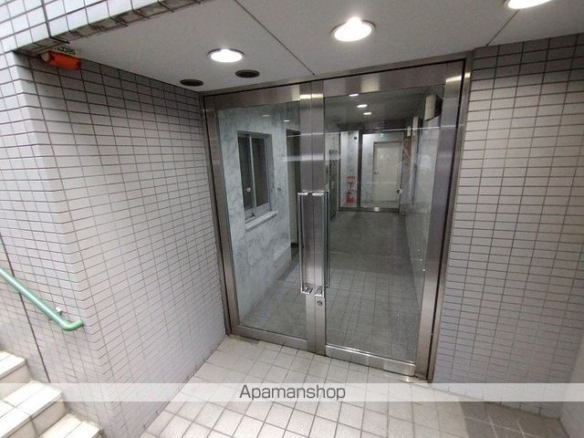 レオパレスFLAT浜松町の玄関写真