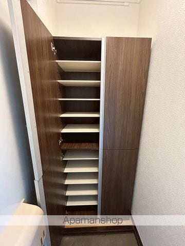 パレス松前台C棟の内装写真