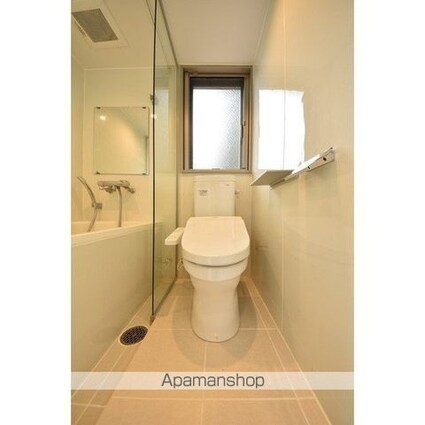 アパートメントクロ三軒茶屋[1R/17.71m2]のトイレ