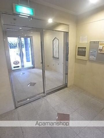 ラフィーネ幟町の玄関写真