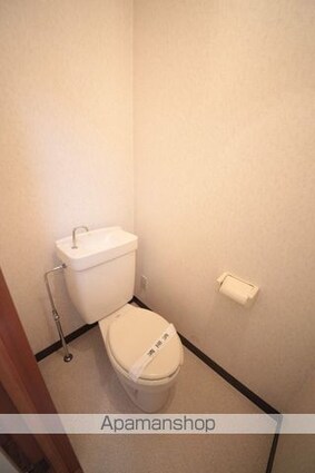 プレスト日新[1K/22.05m2]のトイレ