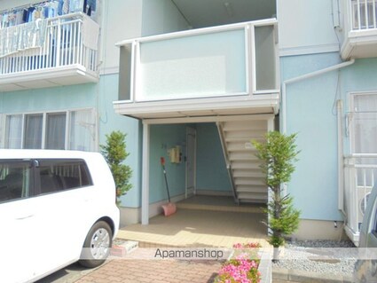 セントレージ三本柳　Ｎ[3DK/62.63m2]のエントランス