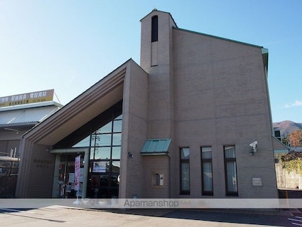 ブランシェ秋桜Ｂ[2LDK/59.62m2]の周辺2