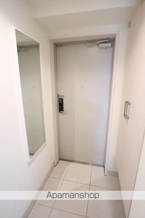 東京都国分寺市西町５丁目[2LDK/67.14m2]の玄関
