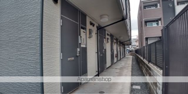 レオパレス萩崎の玄関写真