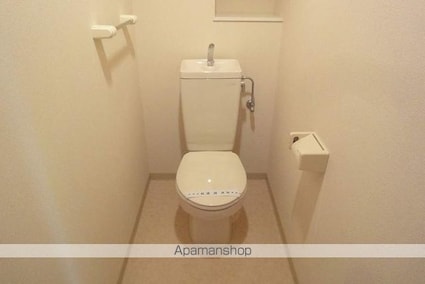 クレスト[2LDK/62.72m2]のトイレ