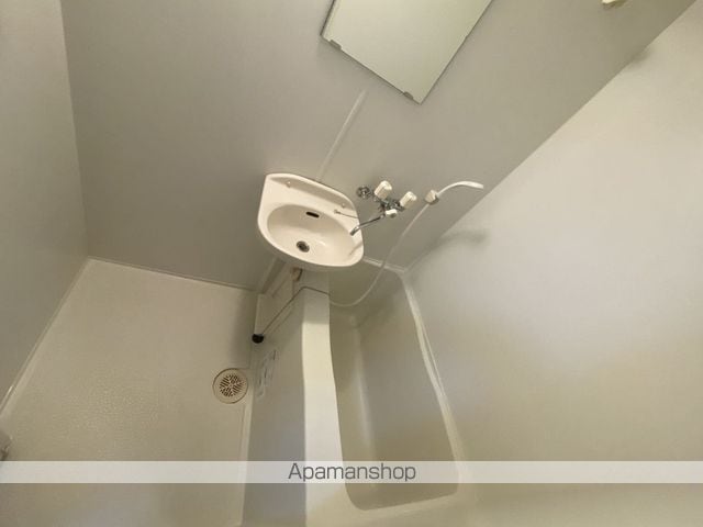 レオパレスイターナル原の内装写真