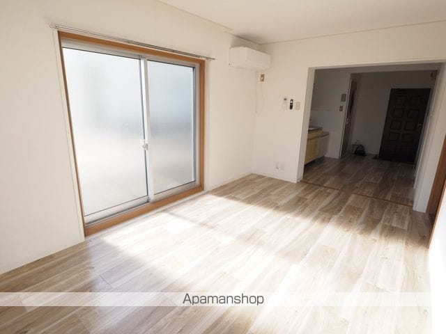 ホワイトマンションの内装写真