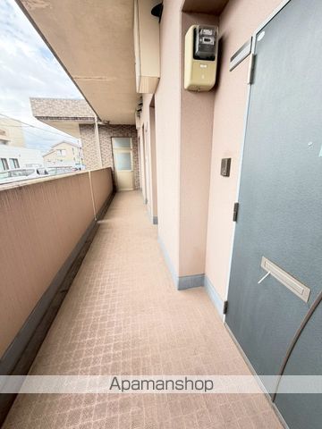 グランドゥールフレアの玄関写真