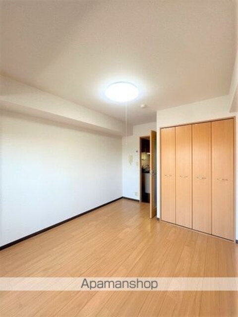 和歌山県和歌山市岡南ノ丁[1K/25.2m2]のリビング・居間