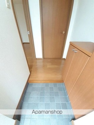 ヴェルドミール[2LDK/57.16m2]の玄関