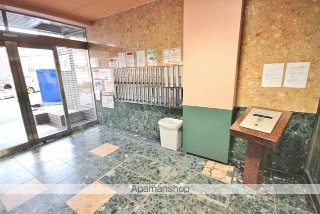 エル三津屋の玄関写真