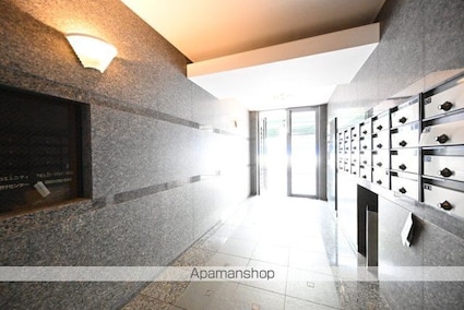 ルーブル高円寺伍番館[1K/20.23m2]のエントランス1