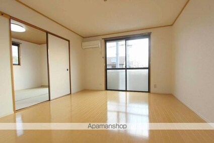 シャインポート屋島ＡＤ棟[2LDK/56m2]のリビング・居間