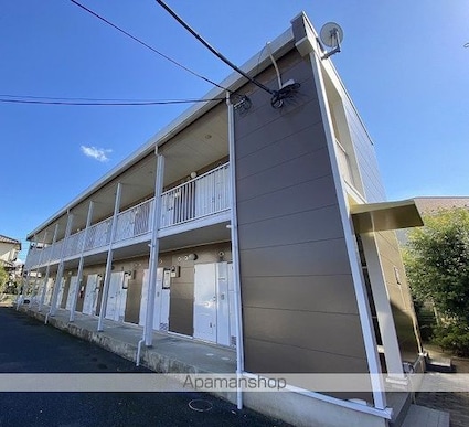 レオパレスシャルマン[1K/22.35m2]の外観