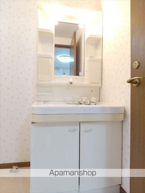 小雑賀一戸建[5SLDK/134.13m2]の洗面所
