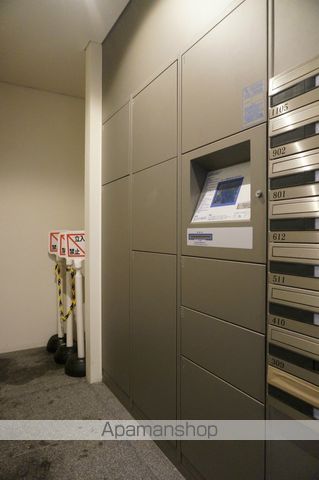 エステムプラザ博多駅南の玄関写真