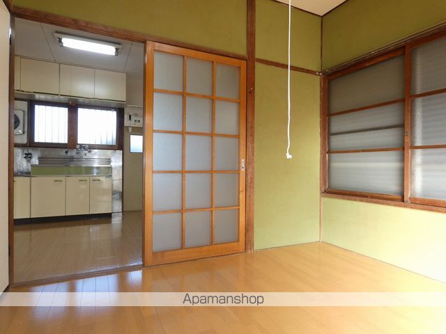 浜松市中央区 1階建 築68年の内装写真