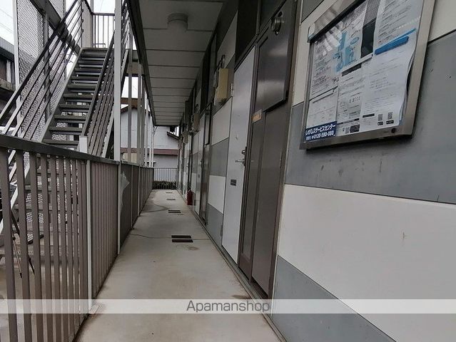 レオパレスはーとぼっくすSの玄関写真