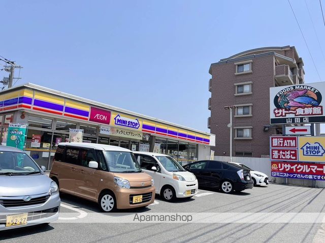 レイティス麦野の周辺写真