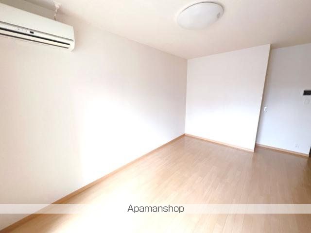 クイーン アークの内装写真