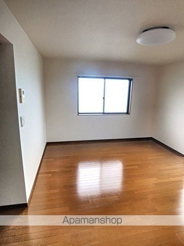 アンプルール リーブル KOIKEIIAの内装写真