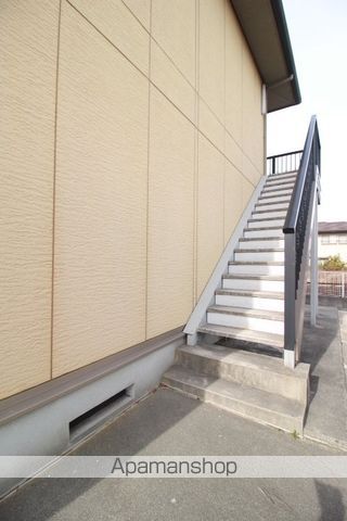 フューチャー江並の玄関写真