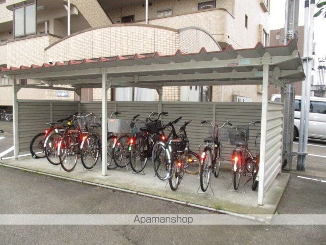 PLAZA磯部の玄関写真