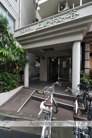 フローラル上野松が谷の玄関写真