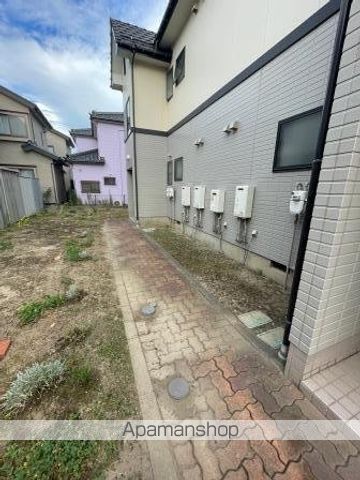 グランパズKの玄関写真